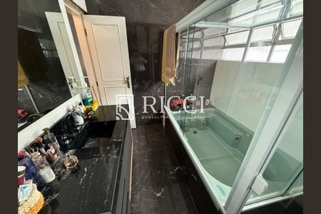 19_photo/94ce023f8b.aef4de6394ba8e6d-ATLAS-8bd5de07-dfce-4ce5-87bd-e57eec94b474.jpg de casa à venda com 4 quartos, 320m² em Ponta da Praia, Santos