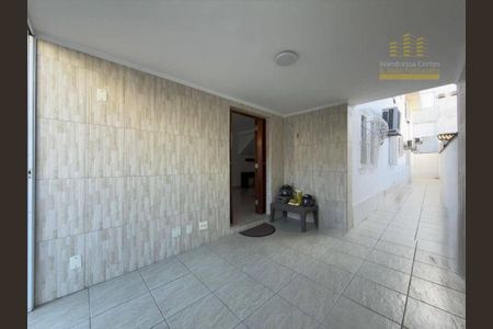 5_photo/94ce023f93.96e81d73ac213d8c-ATLAS-7f7d2d99-5fb6-4955-8209-d8baf0d42c7f.jpg de casa à venda com 3 quartos, 125m² em Ponta da Praia, Santos