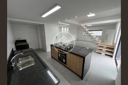 5_photo/94ce023f97.bdf1def5ceb5107f-ATLAS-e4b3bbf6-86c1-480e-ab9d-16e9f852fe2f.jpg de casa à venda com 3 quartos, 147m² em Ponta da Praia, Santos