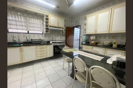 5_photo/94ce023fa1.621ee2e78907adfc-ATLAS-24bd27bf-ce9e-4a3c-970b-d51fd3de8bd8.jpg de casa à venda com 4 quartos, 227m² em Ponta da Praia, Santos