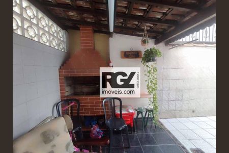 11_photo/94ce023faf.56f87905458f71eb-ATLAS-33df9468-eb61-4ea2-9dd2-de04effdfcce.jpg de casa à venda com 3 quartos, 150m² em Ponta da Praia, Santos