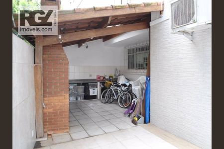 4_photo/94ce023fed.f2ed236aecaa8a04-ATLAS-d1c40515-fb10-47d2-a82e-8d75600ffd79.jpg de casa à venda com 3 quartos, 180m² em Ponta da Praia, Santos