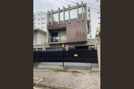 12_photo/94ce023ffb.4cea1a0b3f6bbd2f-ATLAS-52dce0b7-0817-4b66-bba3-bb45556b6e89.jpg de casa à venda com 3 quartos, 330m² em Ponta da Praia, Santos