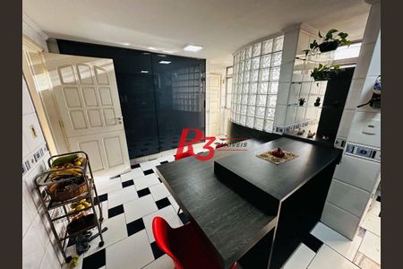 32_photo/94ce02402d.e0478cce26519bde-ATLAS-a4143b7c-ee5a-416f-9d58-9ff3ca39cfbb.jpg de apartamento à venda com 4 quartos, 184m² em Ponta da Praia, Santos