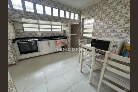 28_photo/94ce02405d.4909862b8c1c38b1-ATLAS-96bfc2b1-0287-4d7a-bfd5-e16044ca6b3c.jpg de casa à venda com 4 quartos, 450m² em Ponta da Praia, Santos