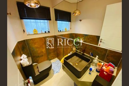 7_photo/94ce02412f.4cea1a0b3f6bbd2f-ATLAS-21a06605-911f-45c2-ba06-2c32476476f2.jpg de casa à venda com 3 quartos, 288m² em Aparecida, Santos