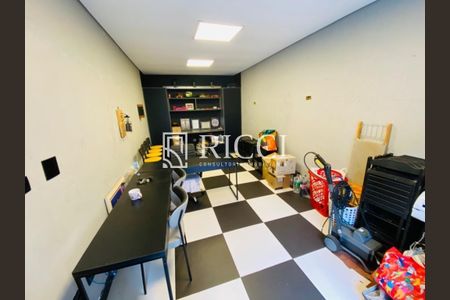 10_photo/94ce02412f.4cea1a0b3f6bbd2f-ATLAS-245ad020-efd2-48cc-be6a-200aa607e12e.jpg de casa à venda com 3 quartos, 288m² em Aparecida, Santos