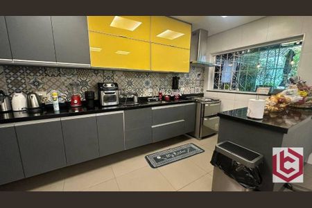 1_photo/94ce02412f.4cea1a0b3f6bbd2f-ATLAS-44a45d30-1d20-485c-937e-9f4d25f7aa89.jpg de casa à venda com 3 quartos, 288m² em Aparecida, Santos