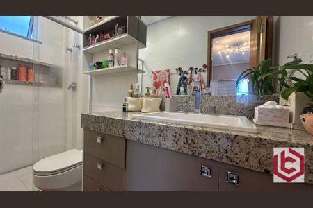 5_photo/94ce02412f.4cea1a0b3f6bbd2f-ATLAS-a491c074-d529-43dd-8989-a8fddf3e542a.jpg de casa à venda com 3 quartos, 288m² em Aparecida, Santos