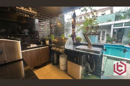 4_photo/94ce02412f.4cea1a0b3f6bbd2f-ATLAS-c478ecbd-28ac-4001-bb3d-6c15c064540b.jpg de casa à venda com 3 quartos, 288m² em Aparecida, Santos