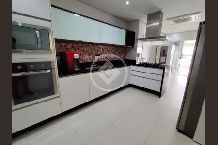 42_photo/94ce0245c9.732b7fd8aaa5f07d-ATLAS-8b5568e2-d738-4f18-9638-7d6c2f2e4b53.jpg de apartamento à venda com 4 quartos, 255m² em Aparecida, Santos