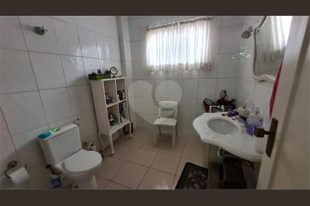 9_photo/94ce02460b.1c5ee5b12bdcf8f7-ATLAS-aaaff808-4455-487f-a0eb-6990d2e72ed4.jpg de casa à venda com 4 quartos, 187m² em Aparecida, Santos