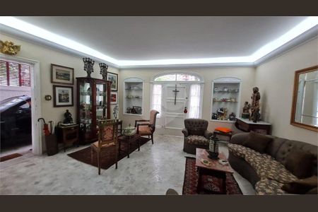 3_photo/94ce02460b.1c5ee5b12bdcf8f7-ATLAS-c64d0136-b2ac-4ddd-82c2-e52b49b6dda9.jpg de casa à venda com 4 quartos, 187m² em Aparecida, Santos