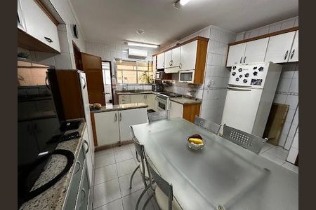 7_photo/94ce0246ab.fd488bbf74cbbf24-ATLAS-a29de574-cd5d-42bf-9d28-13d4326daad4.jpg de apartamento à venda com 3 quartos, 220m² em Aparecida, Santos