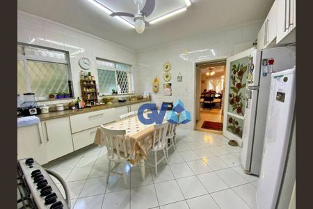 3_photo/94ce0246c9.b24a59dfe16413ee-ATLAS-0ddda7c2-30b8-410b-98d9-9e1b2be89c6f.jpg de casa à venda com 3 quartos, 259m² em Boqueirão, Santos