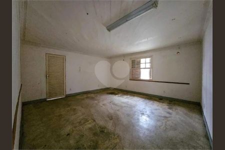 33_photo/94ce0246e5.cb4a3f4e1d4d223a-ATLAS-52e30c72-f604-4e67-962a-803a1f0dc6c2.jpg de casa à venda com 3 quartos, 265m² em Aparecida, Santos