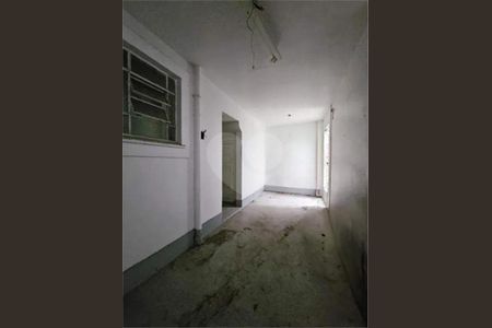 49_photo/94ce0246e5.cb4a3f4e1d4d223a-ATLAS-5a51b672-7a76-4c03-9524-62d35b637590.jpg de casa à venda com 3 quartos, 265m² em Aparecida, Santos