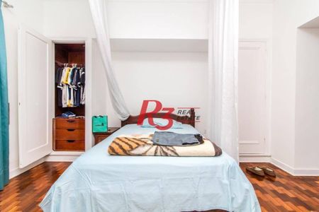 69_photo/94ce024735.1168d7f35de77434-ATLAS-73cf5bf0-8a0d-42fa-af50-4d440f00ecfd.jpg de casa à venda com 3 quartos, 360m² em Aparecida, Santos