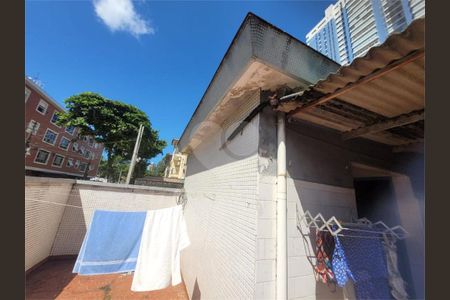 4_photo/94ce024753.c3b9fb60c1df5c5a-ATLAS-a355c5da-bf73-49e3-abd9-e929f8ad032c.jpg de casa para alugar com 3 quartos, 195m² em Aparecida, Santos