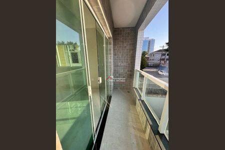 6_photo/94ce02478f.98c73db6a59f139f-ATLAS-4d2862da-95e0-4142-94e7-0d8ccc5987d2.jpg de casa à venda com 3 quartos, 134m² em Aparecida, Santos