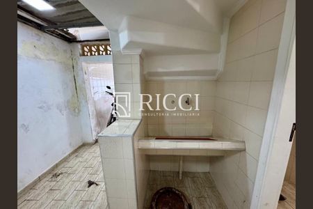 7_photo/94ce02479b.4b1992a7ab35c141-ATLAS-d7d30eb8-ab5f-4500-897f-8ddee1531d5d.jpg de casa à venda com 3 quartos, 150m² em Aparecida, Santos