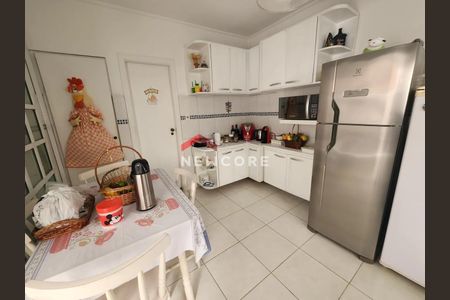 19_photo/94ce0247a1.93b8fa184532727f-ATLAS-91c6ac93-b810-4e3a-a4e6-63094c8bc02b.jpg de casa à venda com 3 quartos, 190m² em Aparecida, Santos