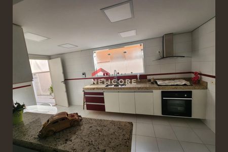 23_photo/94ce0247a1.93b8fa184532727f-ATLAS-dd3aaea4-03e7-444f-a083-9d7816fc2fa2.jpg de casa à venda com 3 quartos, 190m² em Aparecida, Santos