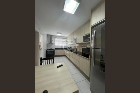 4_photo/94ce02497d.a9ad82c0a29b9a19-ATLAS-1f0fa966-75c8-4ab5-96d5-5a9cb3e5c03f.jpg de casa à venda com 3 quartos, 212m² em Embaré, Santos