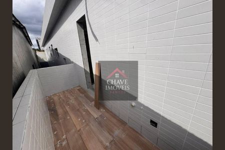 10_photo/94ce02497f.80a7f3f1b00bd23a-ATLAS-1027522d-fbda-4852-8317-910d7a1dd0e4.jpg de casa à venda com 3 quartos, 87m² em Aparecida, Santos