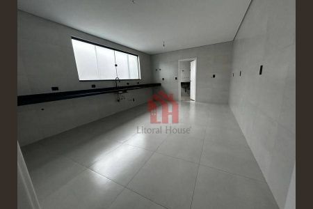6_photo/94ce0249c3.c7d943991d519b96-ATLAS-3da95c6f-fb86-47b5-bd01-0a20b4a7f667.jpg de casa à venda com 3 quartos, 290m² em Aparecida, Santos