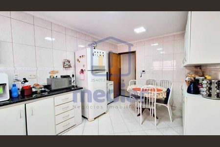 8_photo/94ce0249e3.0c545a3b42f8eb96-ATLAS-96477ab3-8b53-4de3-a29a-a321b53dde5a.jpg de casa à venda com 5 quartos, 235m² em Embaré, Santos