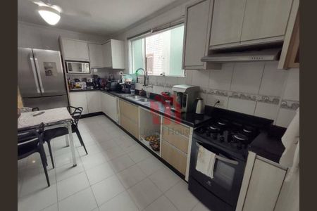 39_photo/94ce024a19.d61dcfdc02eaaf2d-ATLAS-0e8b957b-370e-4018-b66f-6a690ce44c98.jpg de casa à venda com 4 quartos, 228m² em Aparecida, Santos