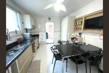 10_photo/94ce024a19.d61dcfdc02eaaf2d-ATLAS-125ba19f-e4d0-4b79-a2a6-e96a416504d2.jpg de casa à venda com 4 quartos, 200m² em Aparecida, Santos