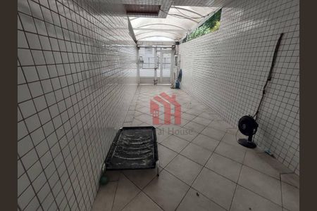 47_photo/94ce024a19.d61dcfdc02eaaf2d-ATLAS-73d3e75f-4c53-4d48-a053-9ded7d1814fa.jpg de casa à venda com 4 quartos, 228m² em Aparecida, Santos