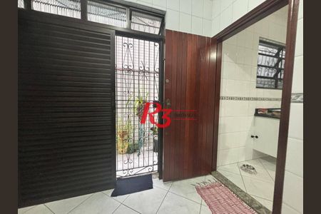 6_photo/94ce024a3f.82dfd85ef928e01e-ATLAS-e1fa2104-4e5d-4cb8-87ad-3db6197559c3.jpg de casa à venda com 3 quartos, 128m² em Aparecida, Santos