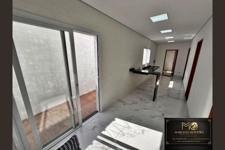 16_photo/94ce024a43.1ee954665fa22826-ATLAS-a131edda-2f5f-4e35-842d-b7a692361bb9.jpg de casa à venda com 3 quartos, 115m² em Embaré, Santos