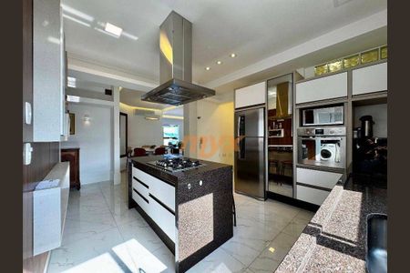 3_photo/94ce024a5b.ea9526a6cbcacfe9-ATLAS-534b8d84-5dd8-4b27-ab06-3145bf816db3.jpg de apartamento à venda com 3 quartos, 173m² em Embaré, Santos