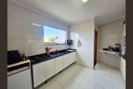 11_photo/94ce024a95.2f1790d74fa87d2d-ATLAS-973fcb79-4f61-45b4-a4e2-7a62b14b8ac4.jpg de casa à venda com 2 quartos, 105m² em Macuco, Santos