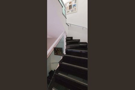 7_photo/94ce024a95.989230af6c5e2f31-ATLAS-d810eb22-4c2a-4e35-a01b-ccf8fbfd4f2e.jpg de casa à venda com 3 quartos, 112m² em Macuco, Santos