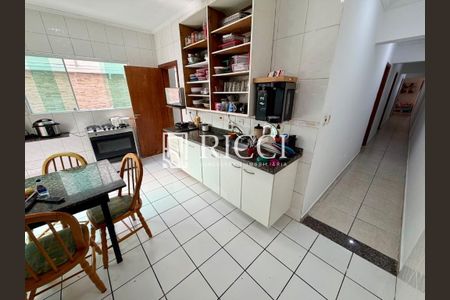 15_photo/94ce024aa7.2d5b66cf4807465a-ATLAS-fb94755d-66e2-4f7f-9c4e-58a7f3141c1b.jpg de casa à venda com 3 quartos, 153m² em Estuário, Santos