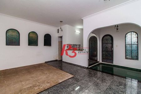 4_photo/94ce024ad1.c33be38ead338b3a-ATLAS-66e9975c-8d52-4876-a90e-3c554ec66bc3.jpg de casa à venda com 3 quartos, 375m² em Macuco, Santos