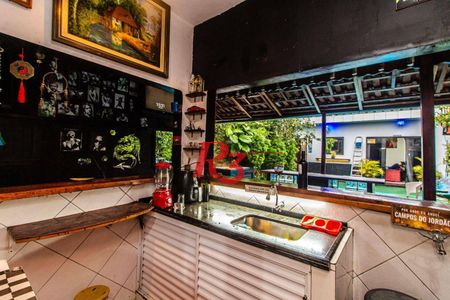 2_photo/94ce024ad1.c33be38ead338b3a-ATLAS-bd5e509d-637d-49f8-949f-1ff26ca96f67.jpg de casa à venda com 3 quartos, 375m² em Macuco, Santos