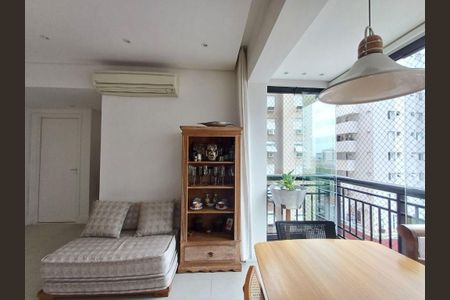 2_photo/94ce024ae5.50df46c0cd16add9-ATLAS-629f0ef1-a57f-4e6f-aaa6-3f930cd136ce.jpg de apartamento à venda com 3 quartos, 151m² em Macuco, Santos