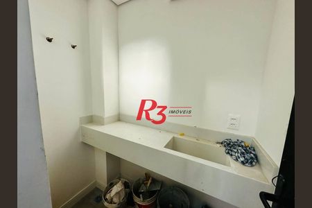 4_photo/94ce024b49.59abdc00308a7dc6-ATLAS-210f445f-e709-423b-8338-ab8a627f2b4a.jpg de casa à venda com 3 quartos, 206m² em Embaré, Santos