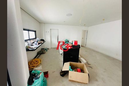 5_photo/94ce024b49.59abdc00308a7dc6-ATLAS-31a4d194-3a90-4111-bf4e-7421d87dc3ff.jpg de casa à venda com 3 quartos, 206m² em Embaré, Santos