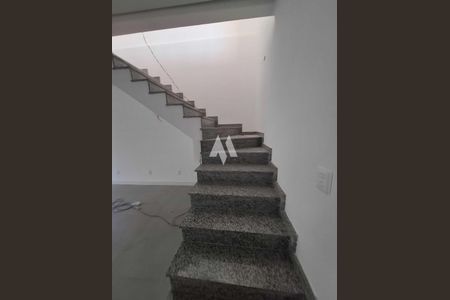 8_photo/94ce024b49.59abdc00308a7dc6-ATLAS-5ae2d155-7473-4d08-8ec4-3f6aed93ceb3.jpg de casa à venda com 3 quartos, 206m² em Embaré, Santos