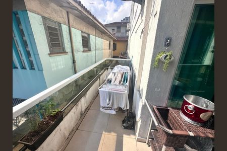 5_photo/94ce024bc7.f468b0c7bf094498-ATLAS-e2d1f29e-58a4-467f-a0f0-904886ced39a.jpg de casa à venda com 3 quartos, 125m² em Aparecida, Santos