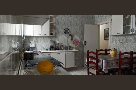 11_photo/94ce024bd3.2b7ed266e2b18a42-ATLAS-3e3c0572-8bae-4f4b-b556-3980b6cdc089.jpg de casa à venda com 5 quartos, 217m² em Aparecida, Santos