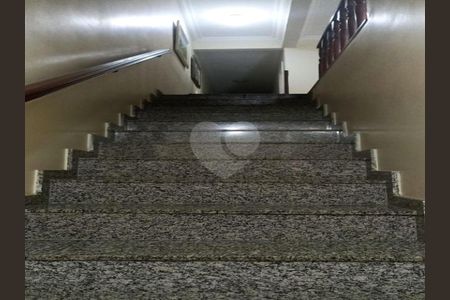 13_photo/94ce024bd3.2b7ed266e2b18a42-ATLAS-7607f073-a592-4afe-ab50-60c8c0f8daa4.jpg de casa à venda com 5 quartos, 217m² em Aparecida, Santos