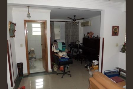 1_photo/94ce024bdb.8b238b2f56f58e8d-ATLAS-01ba6eca-8e4f-459b-8439-2286f79ea996.jpg de casa à venda com 3 quartos, 280m² em Aparecida, Santos